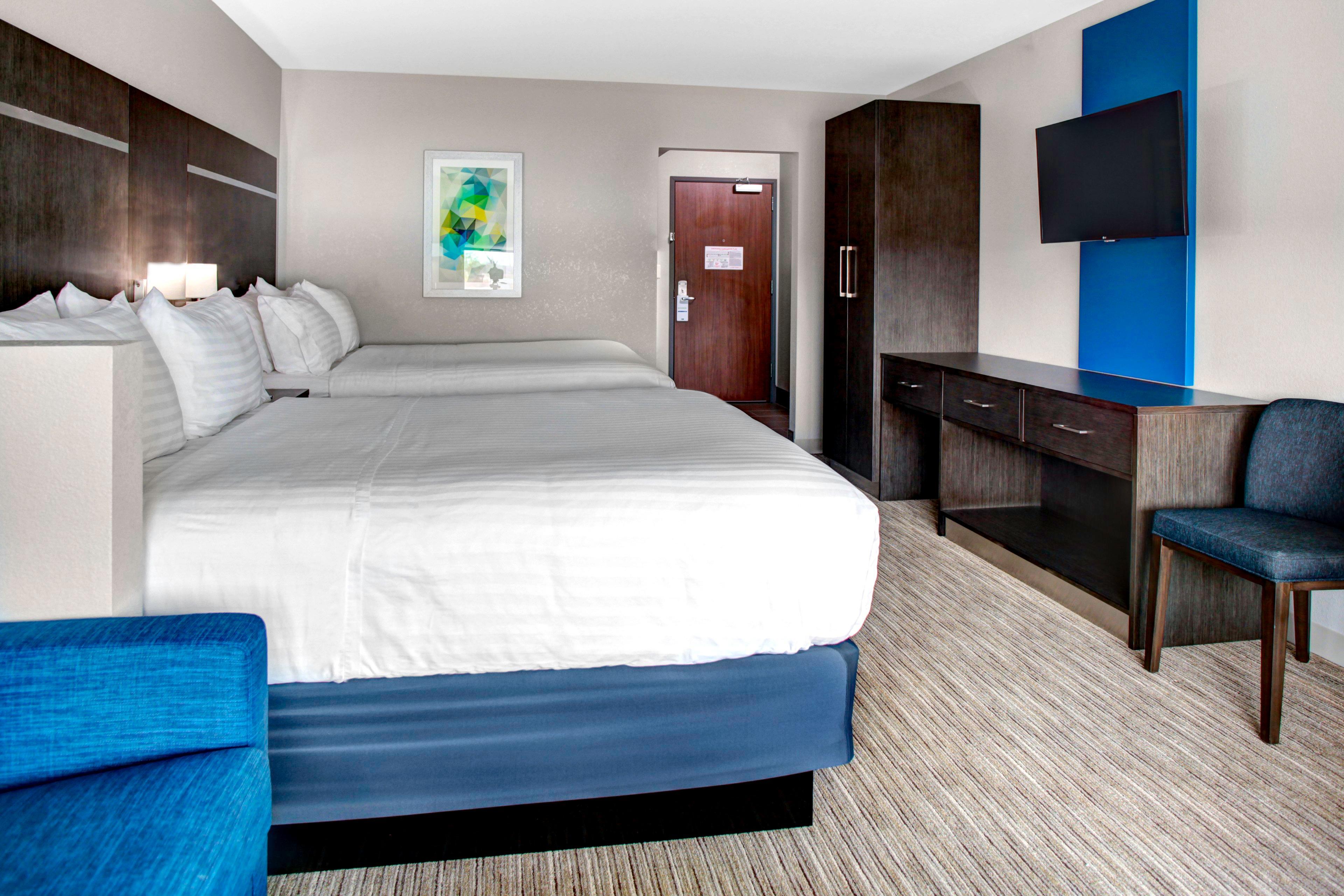 Holiday Inn Express & Suites Coldwater By Ihg Buitenkant foto