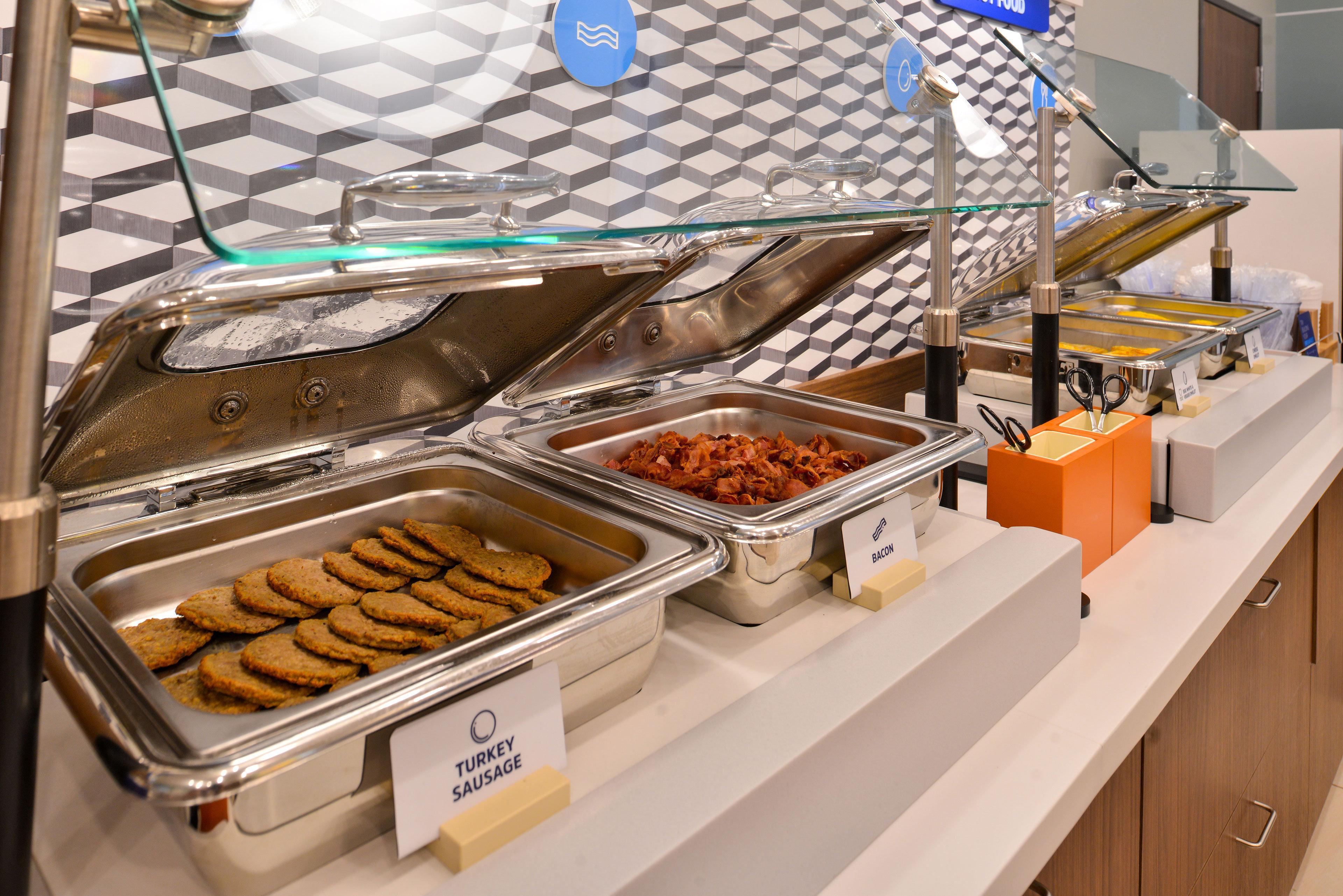 Holiday Inn Express & Suites Coldwater By Ihg Buitenkant foto