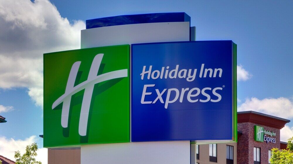Holiday Inn Express & Suites Coldwater By Ihg Buitenkant foto